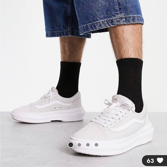 Vans Other - Vans Old Skool Overt CC sneakers in light gray